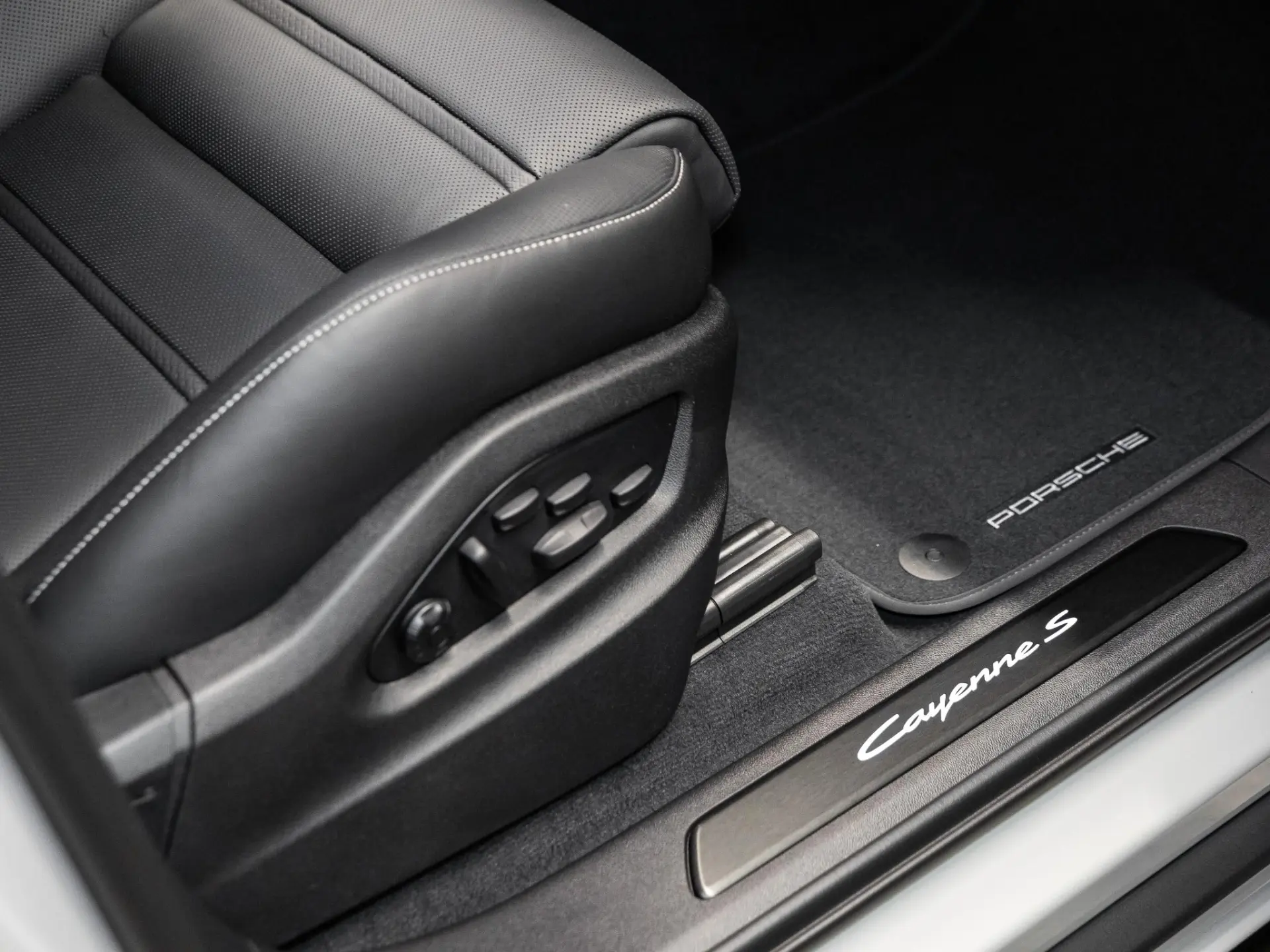Cayenne 3.0 S E-Hybrid Black Edition