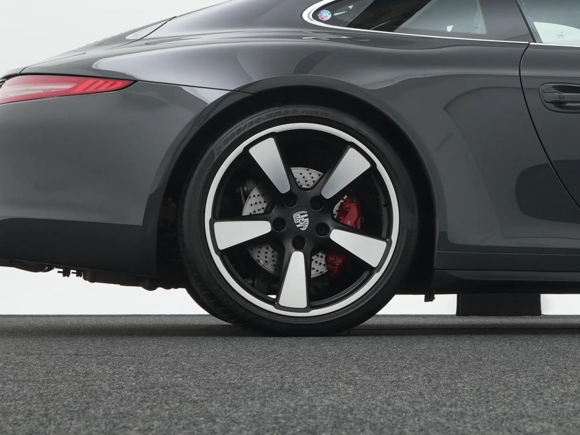 911 Carrera S 50th Anniversary Edition