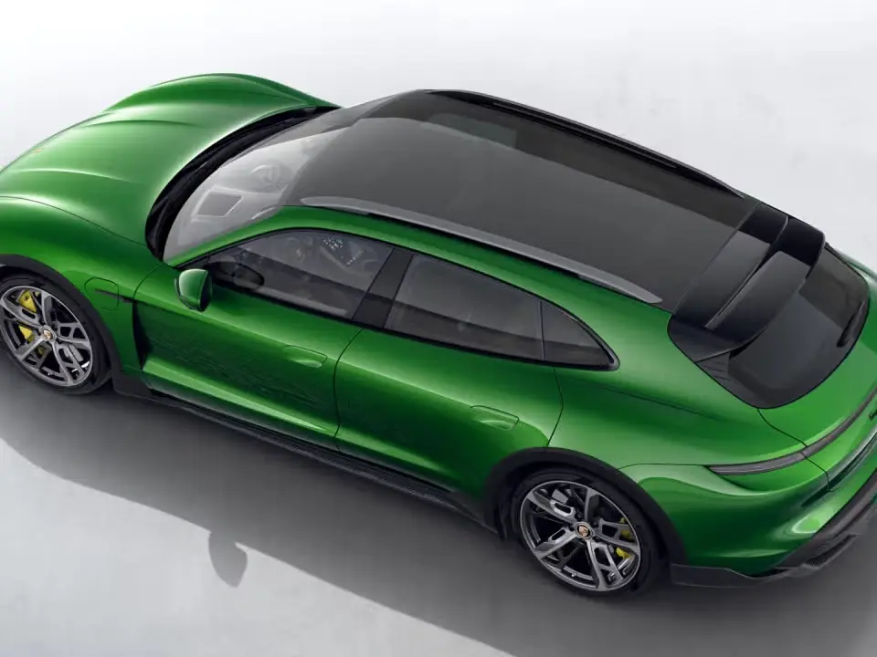 Taycan Turbo S Cross Turismo