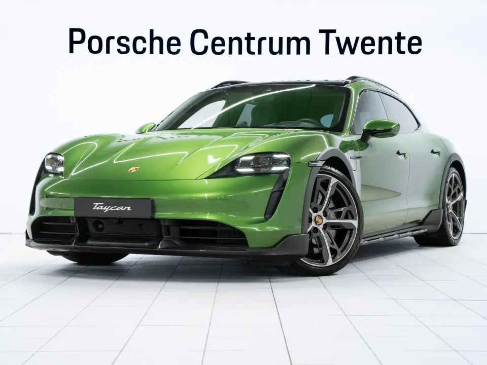 Taycan Turbo S Cross Turismo
