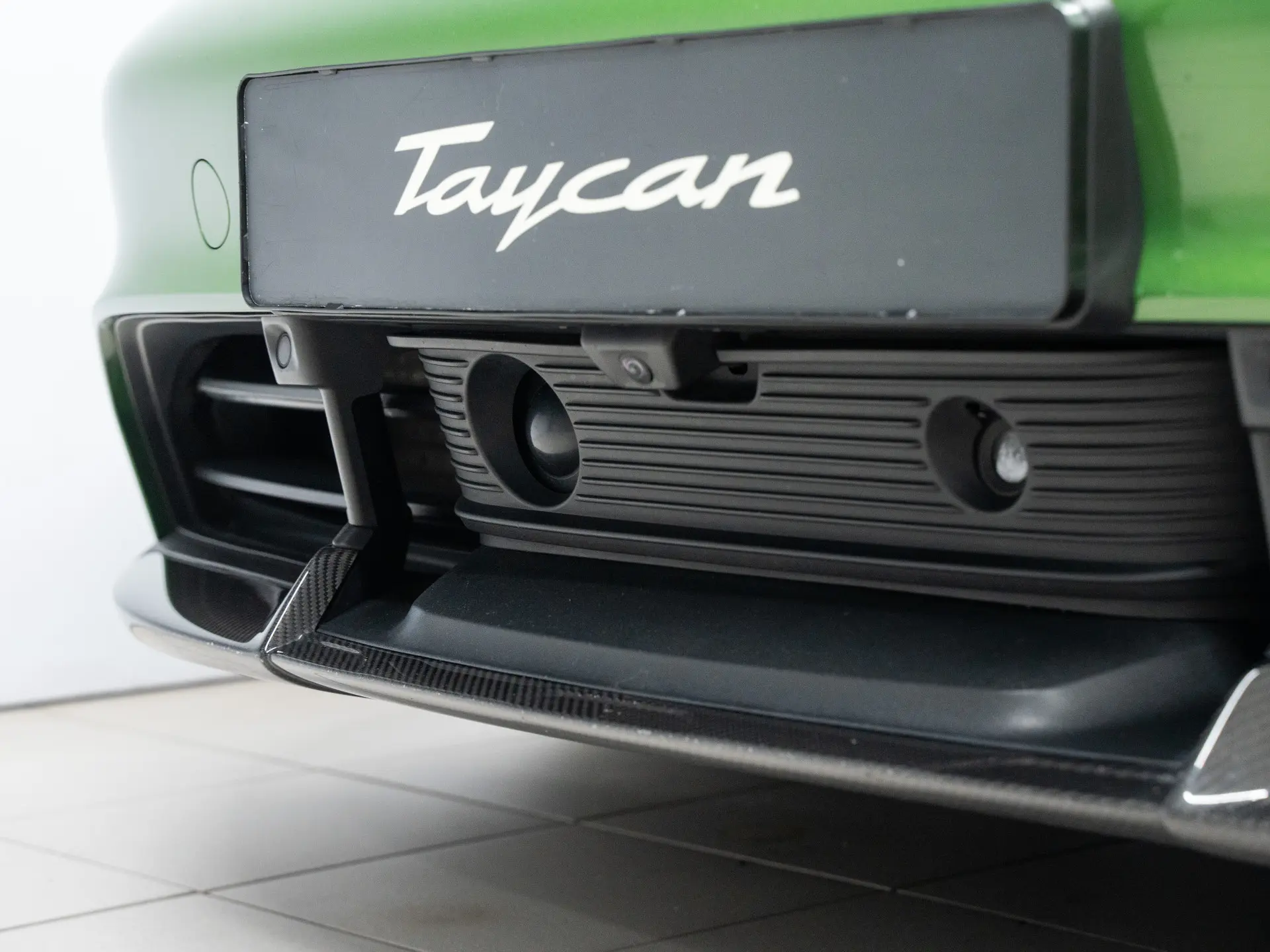 Taycan Turbo S Cross Turismo