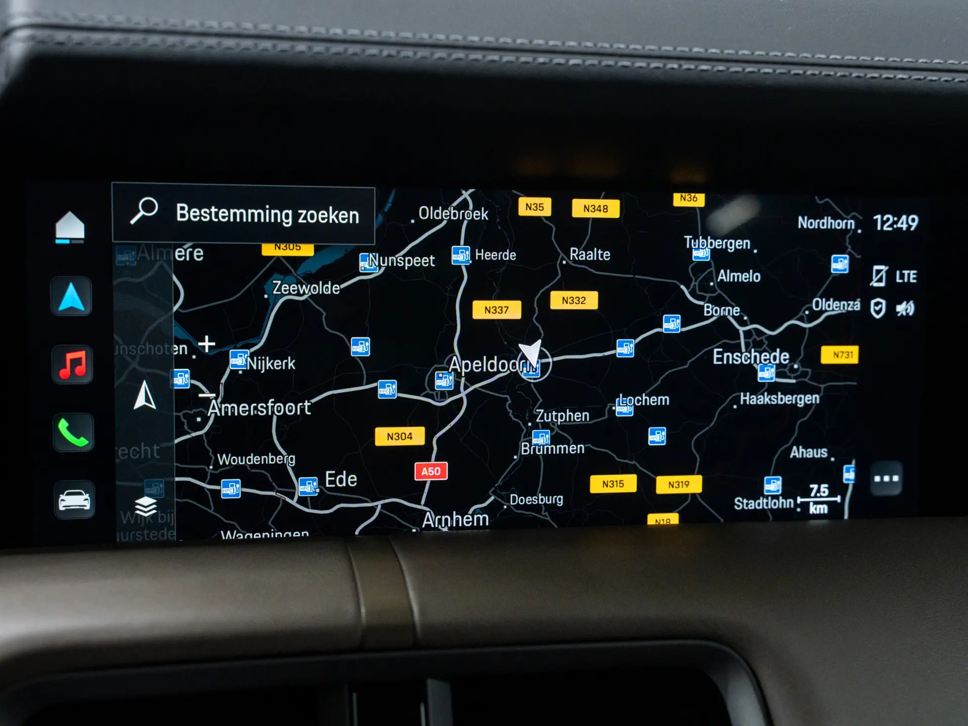 Taycan Turbo S Cross Turismo