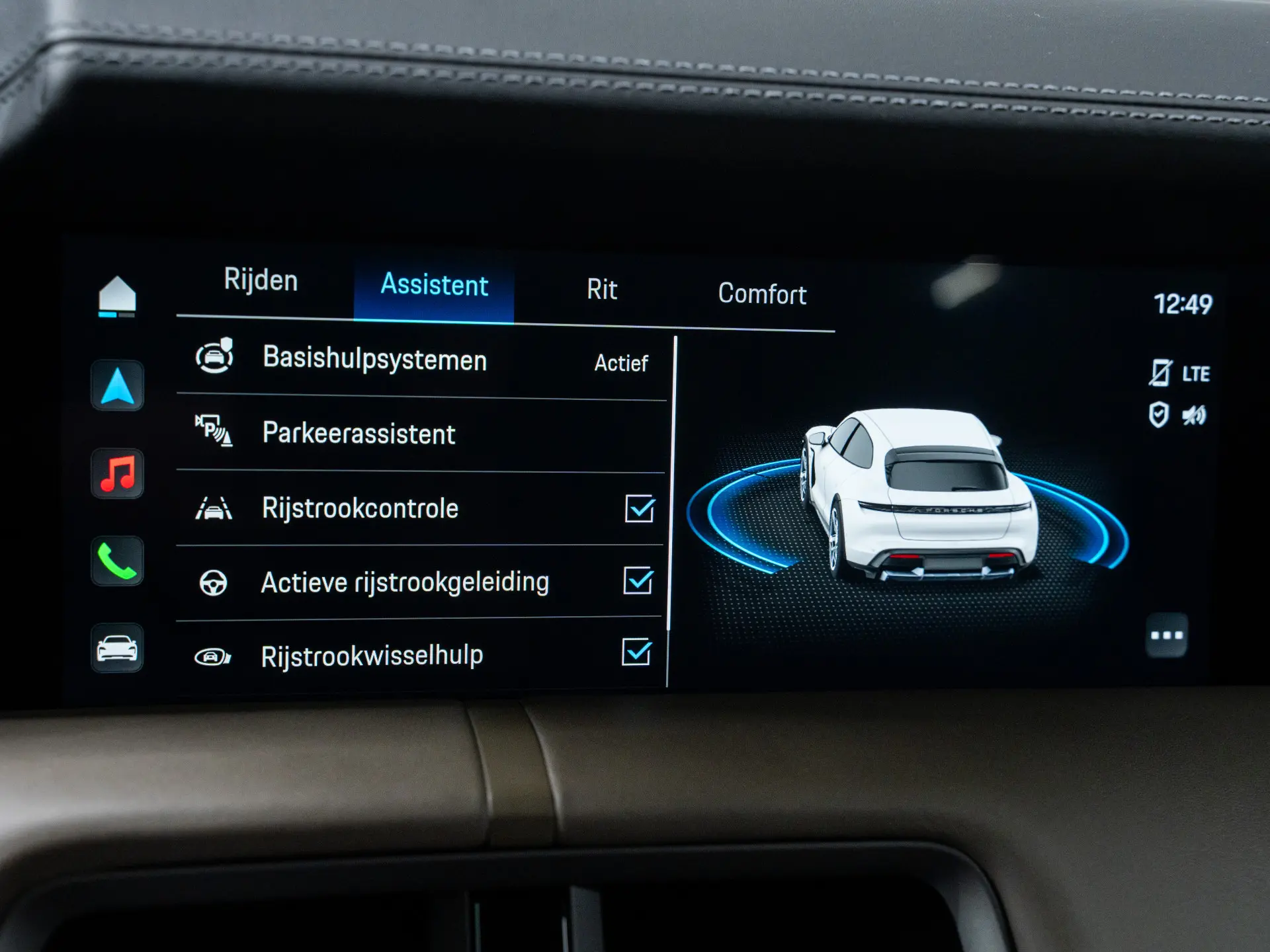 Taycan Turbo S Cross Turismo