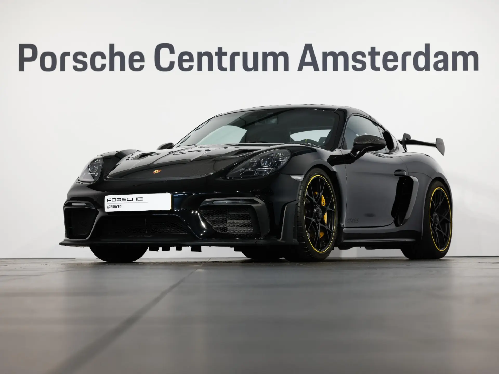 718 GT4 RS