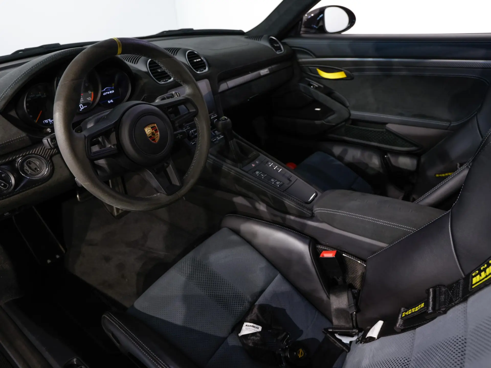 718 GT4 RS