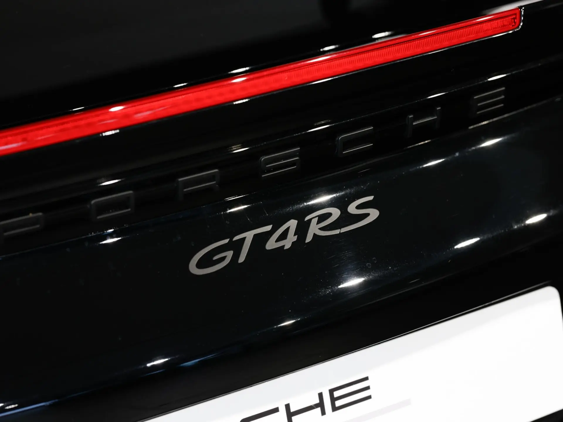 718 GT4 RS