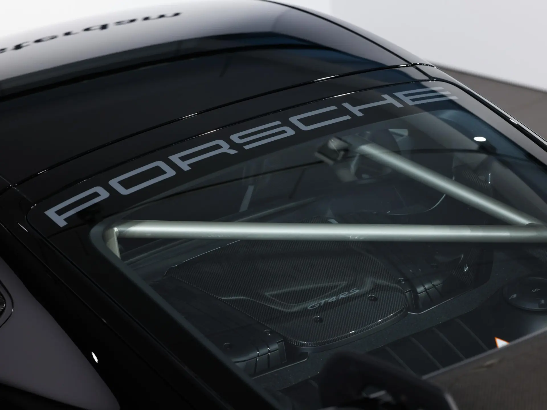 718 GT4 RS