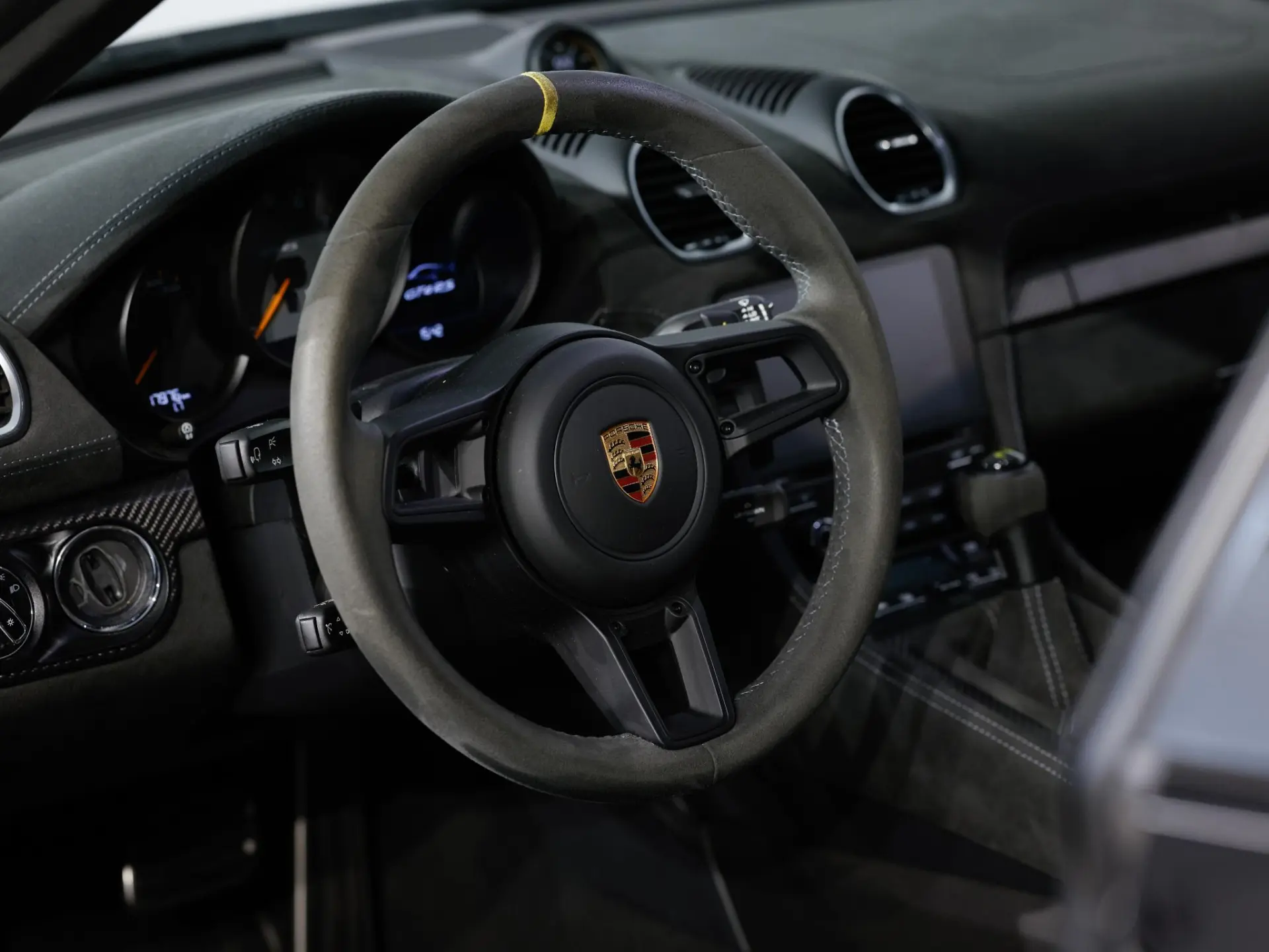 718 GT4 RS