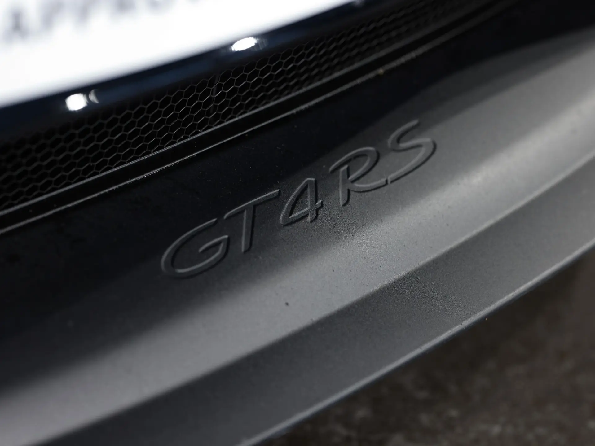 718 GT4 RS