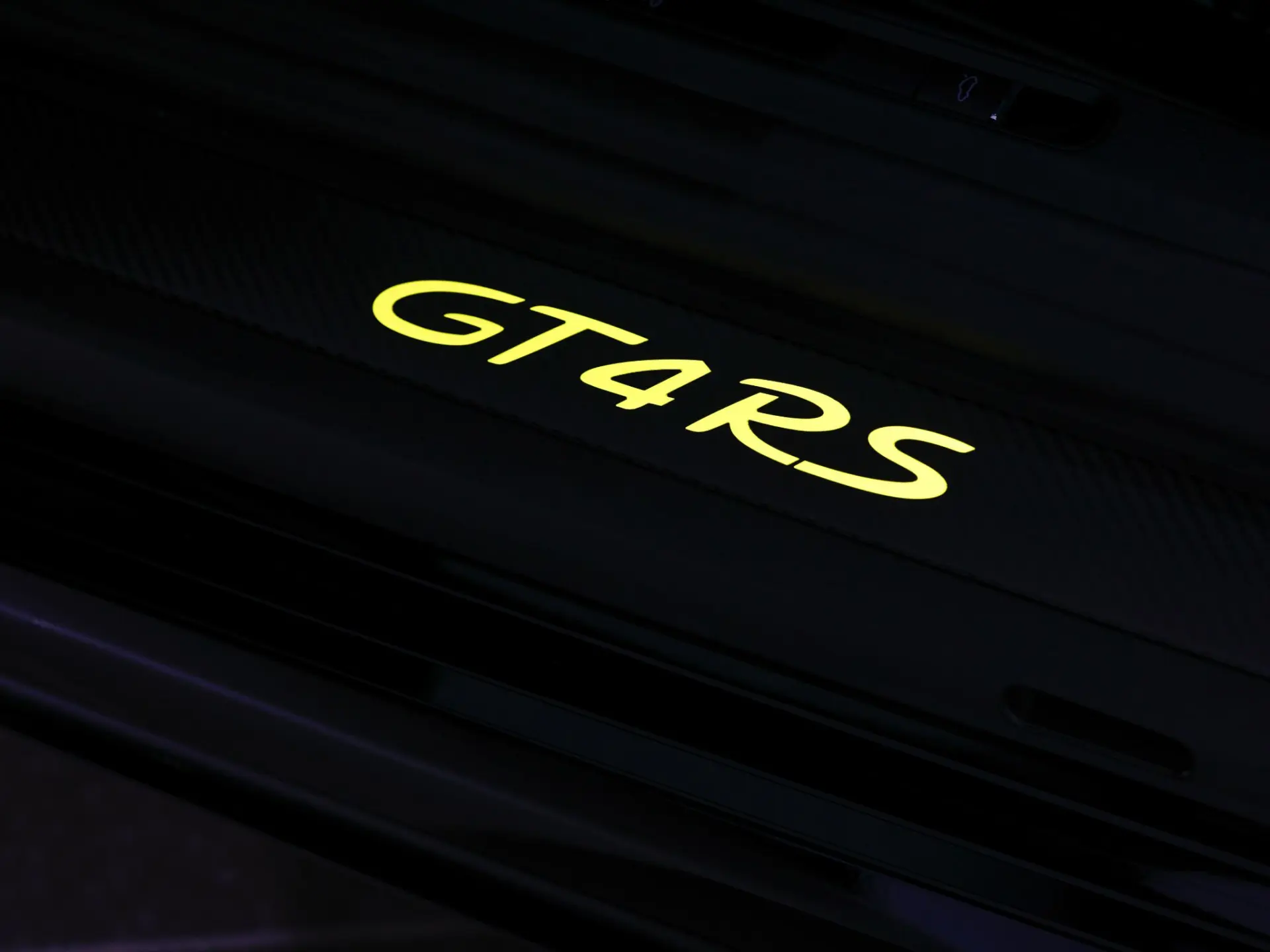718 GT4 RS