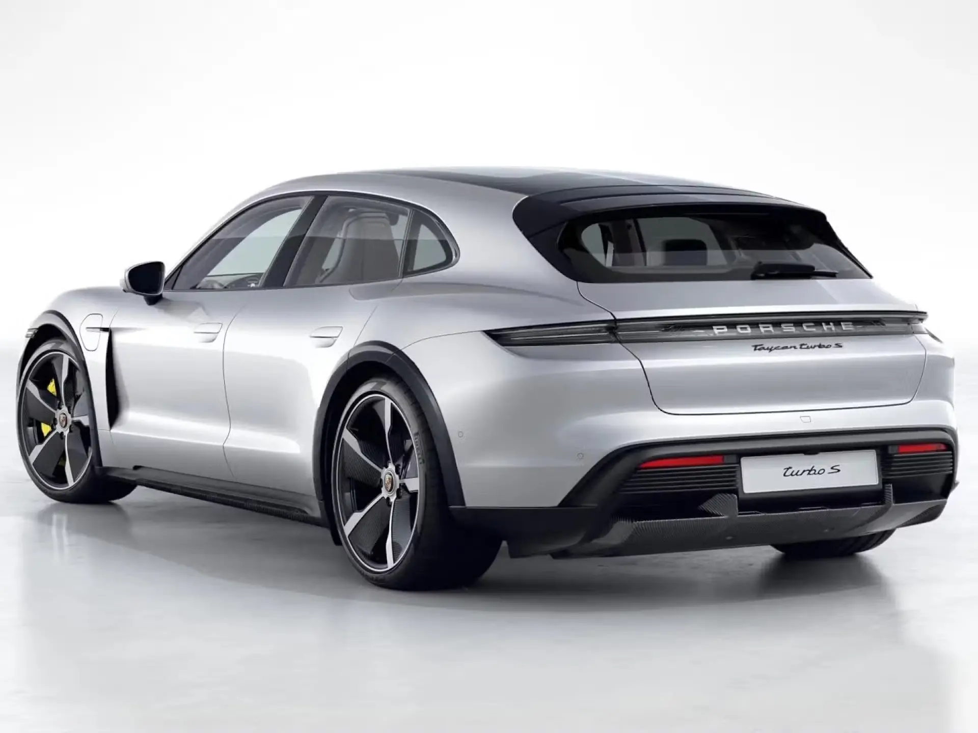 Taycan Turbo S Cross Turismo