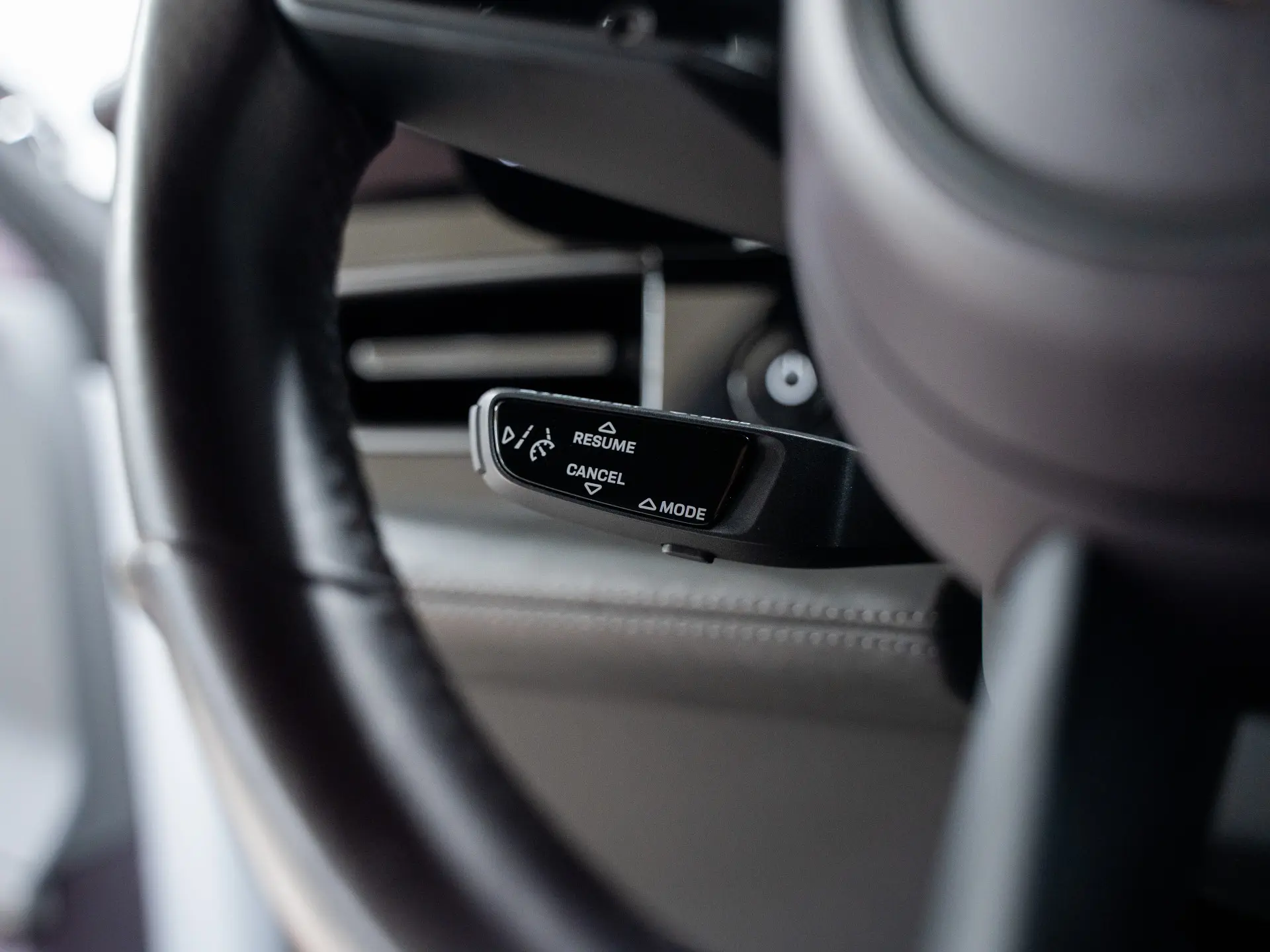 Taycan Turbo S Cross Turismo