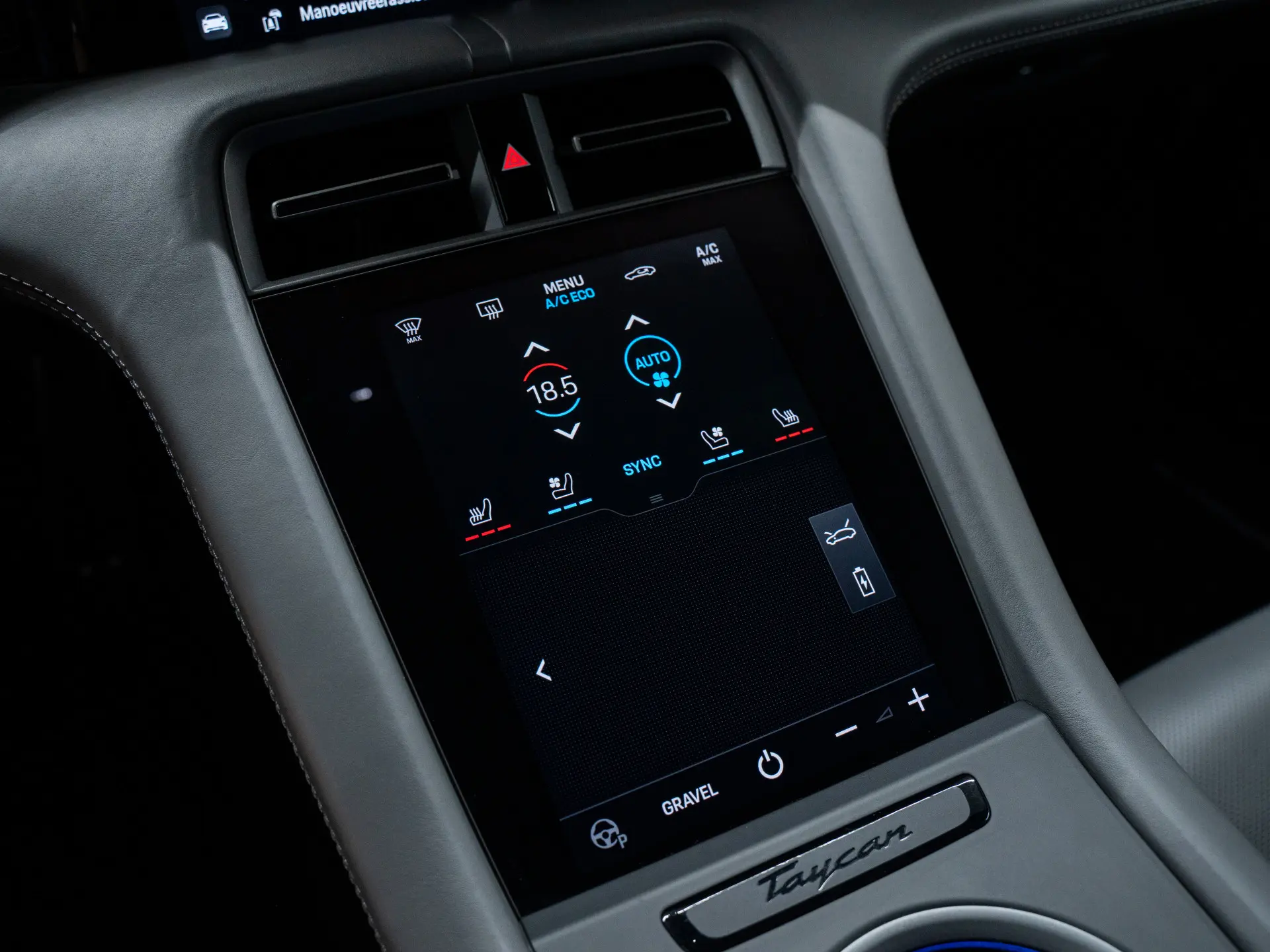 Taycan Turbo S Cross Turismo