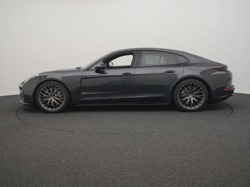 Porsche Panamera 4 E-Hybrid