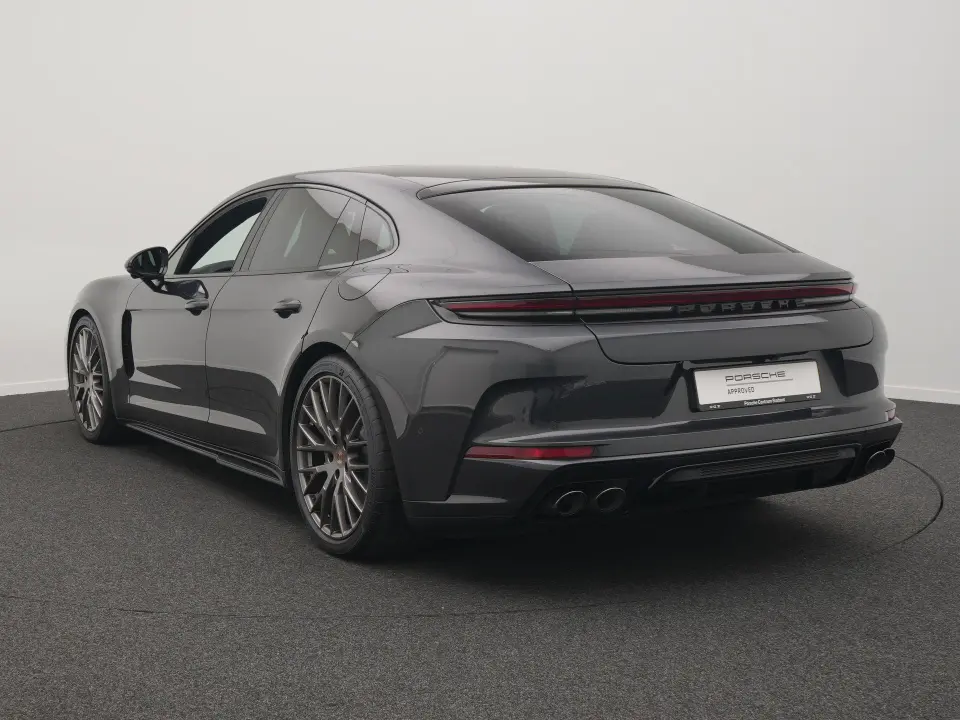 Porsche Panamera 4 E-Hybrid