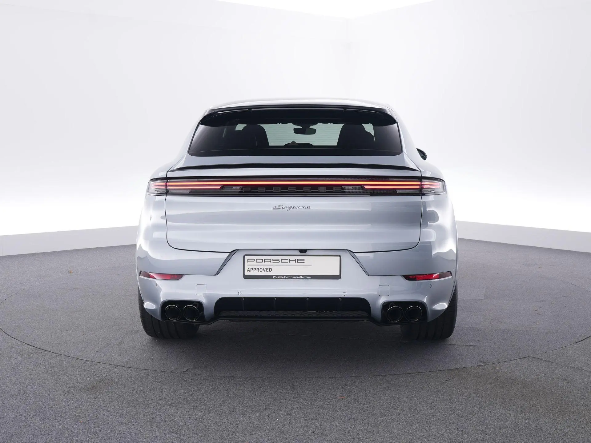 Cayenne Coupé 3.0 E-Hybrid Black Edition