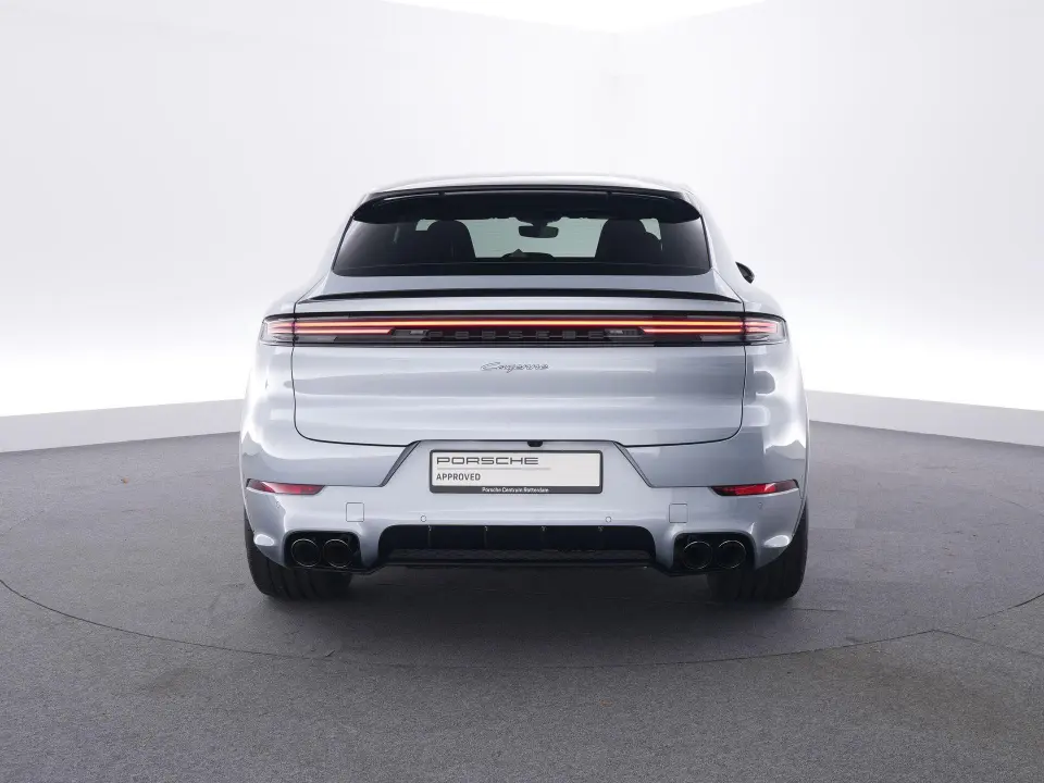 Cayenne Coupé 3.0 E-Hybrid Black Edition