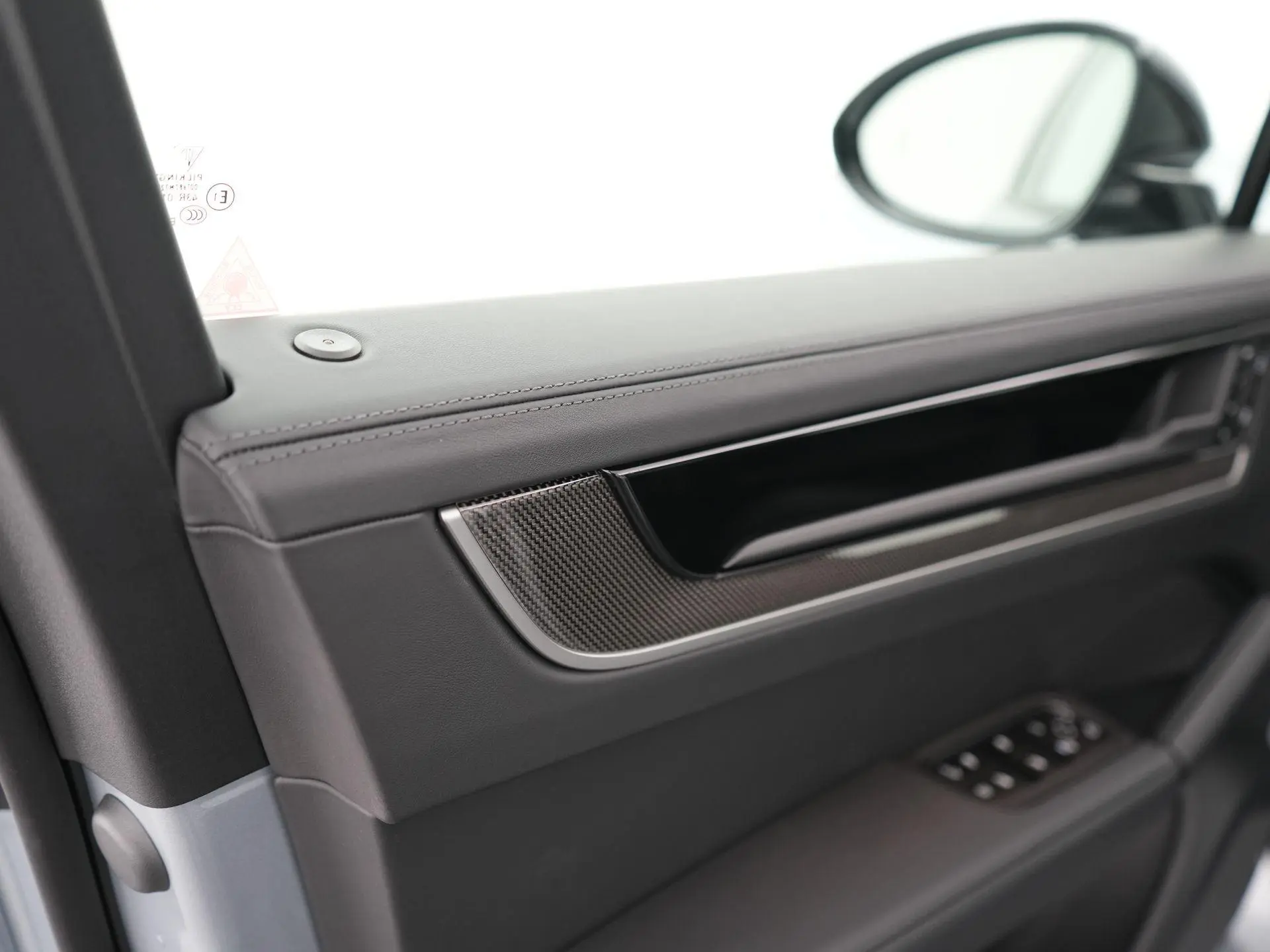 Cayenne Coupé 3.0 E-Hybrid Black Edition