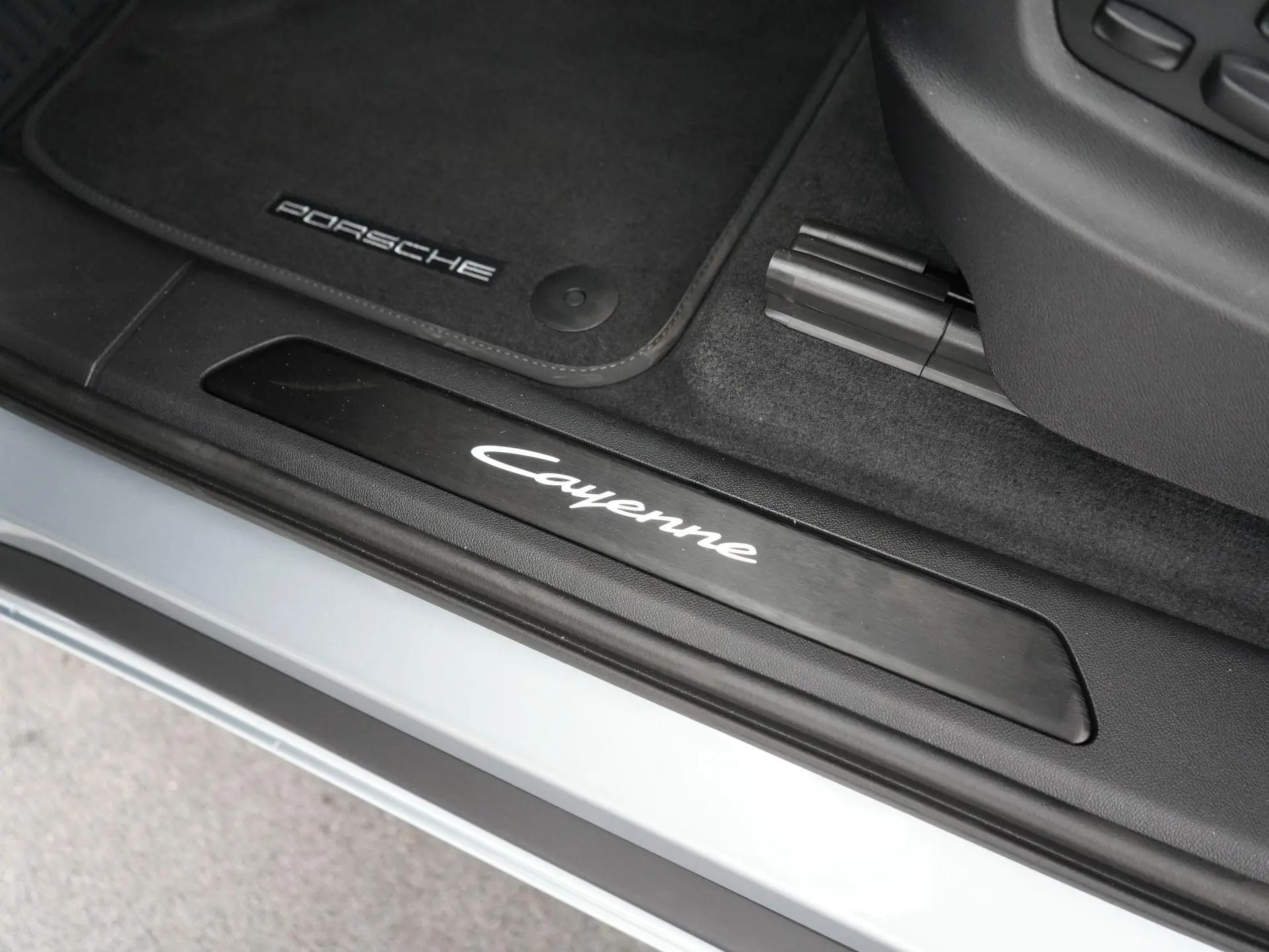 Cayenne Coupé 3.0 E-Hybrid Black Edition