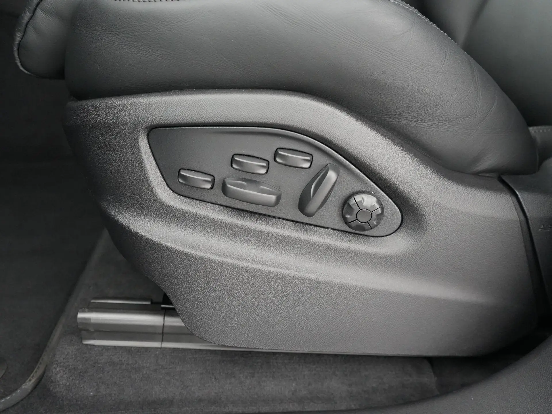 Cayenne Coupé 3.0 E-Hybrid Black Edition