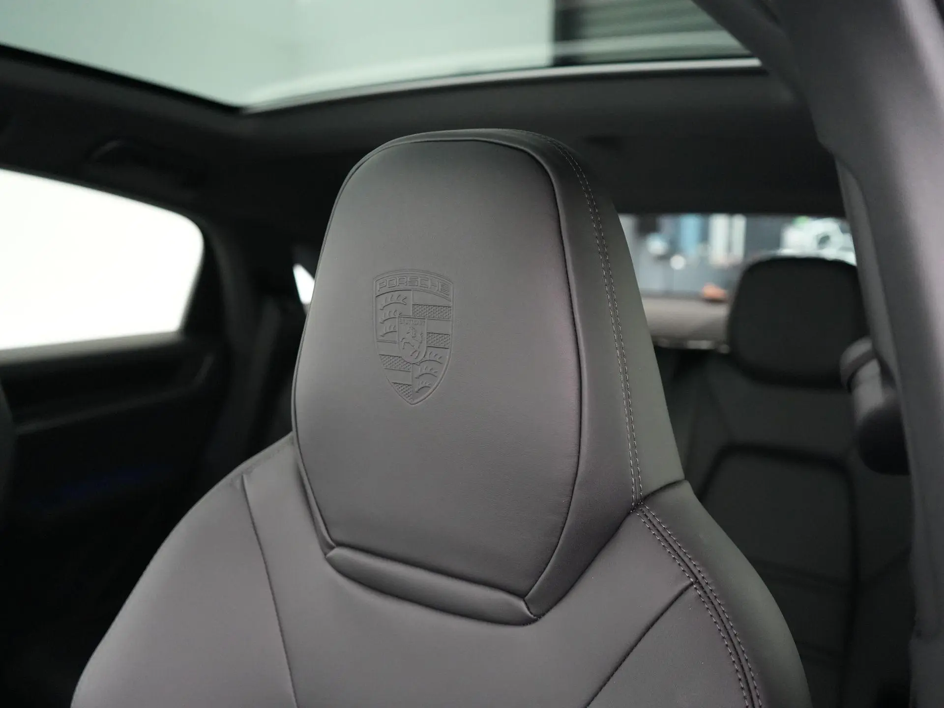 Cayenne Coupé 3.0 E-Hybrid Black Edition