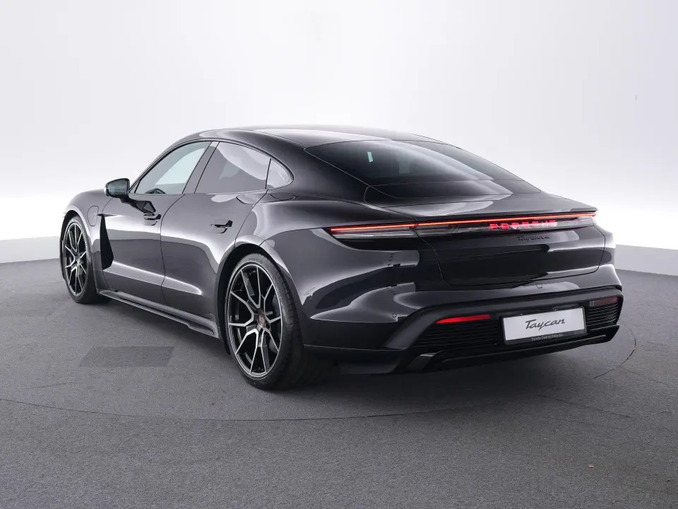 Taycan 4 Black Edition 105 kWh