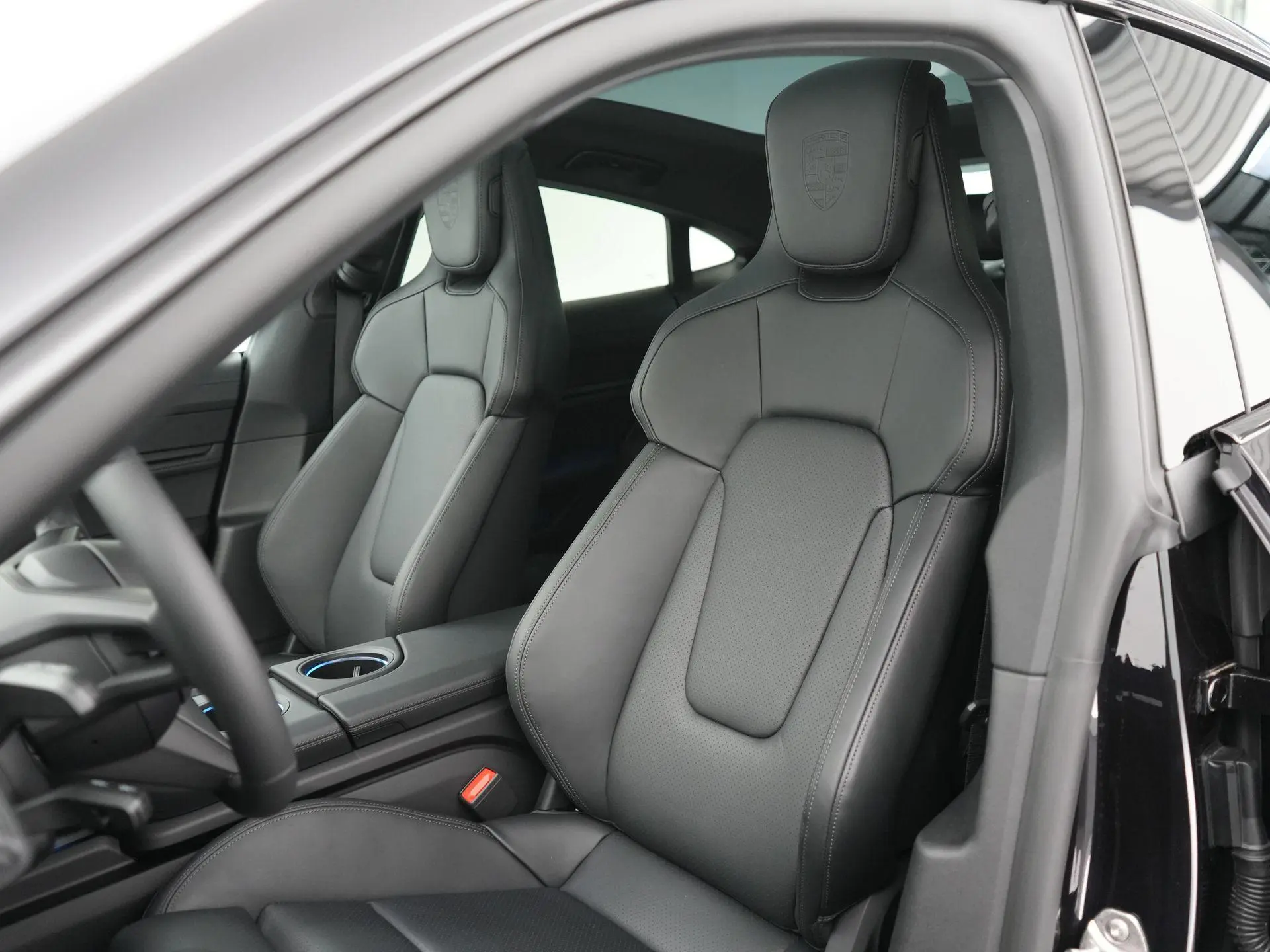 Taycan 4 Black Edition 105 kWh