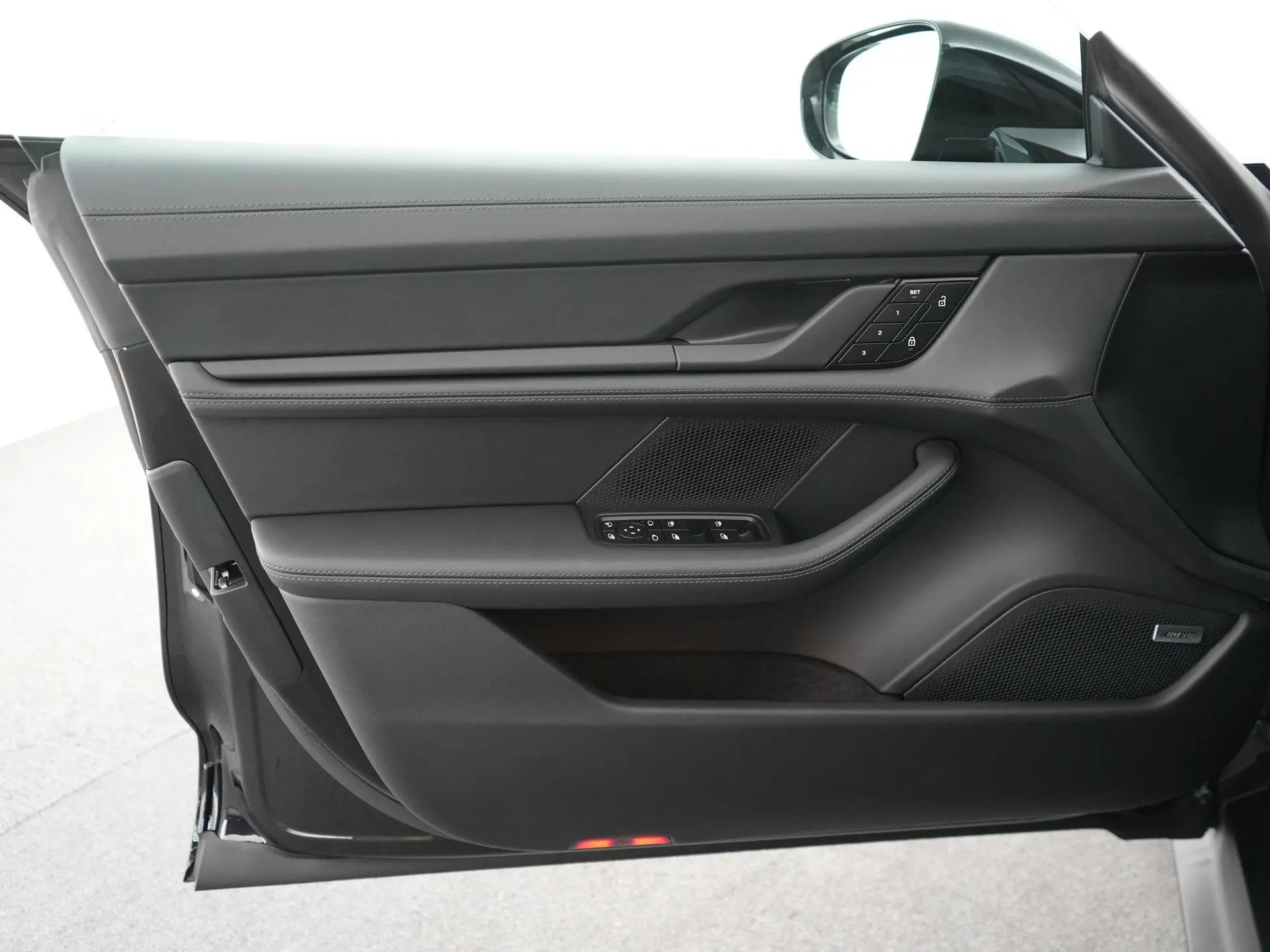 Taycan 4 Black Edition 105 kWh