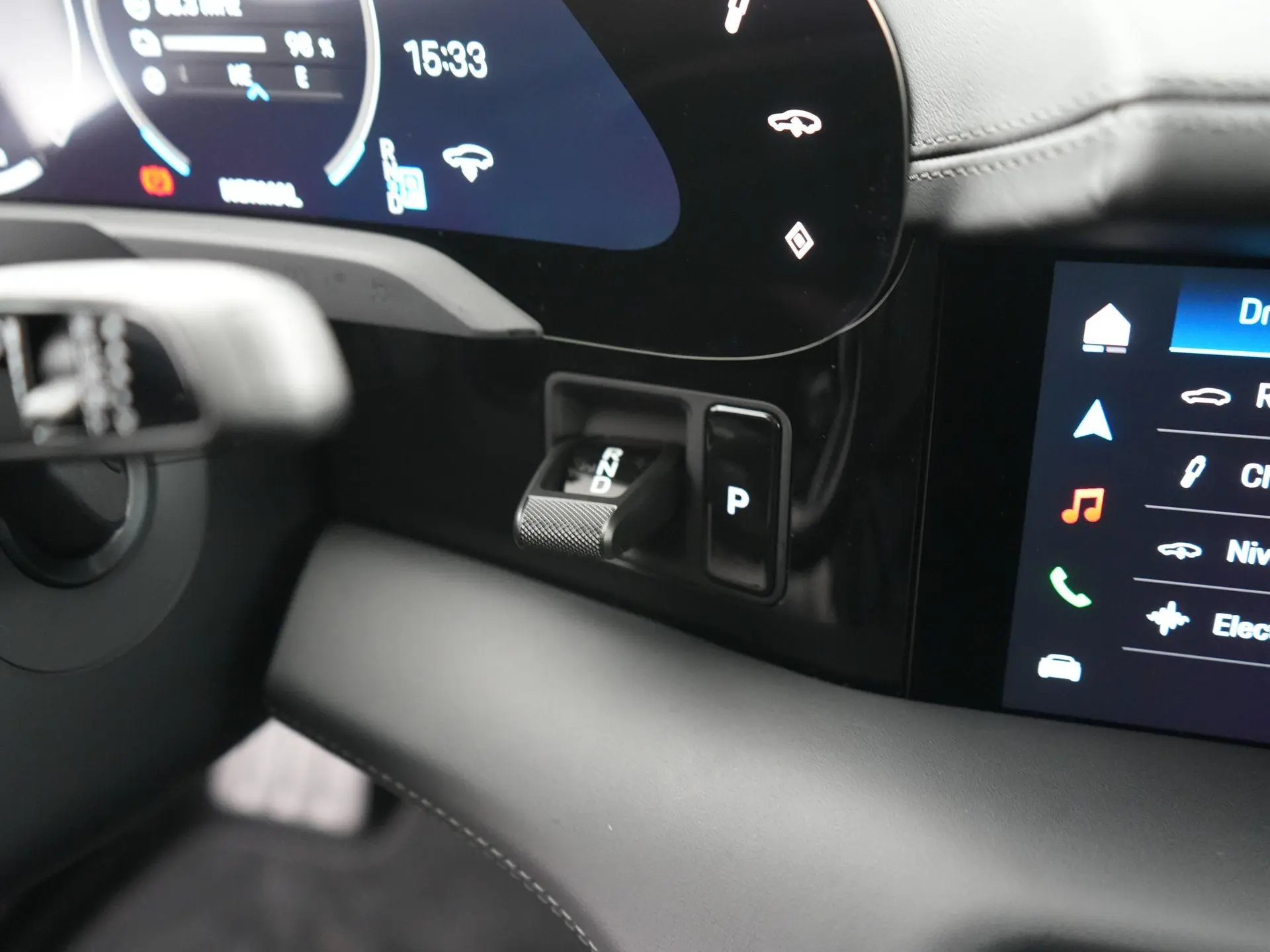 Taycan 4 Black Edition 105 kWh