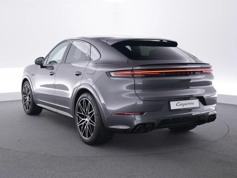 Cayenne Coupé 3.0 E-Hybrid Black Edition