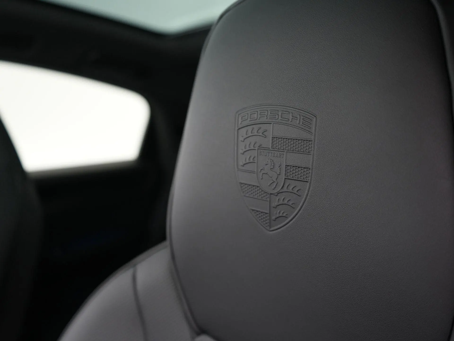 Cayenne Coupé 3.0 E-Hybrid Black Edition