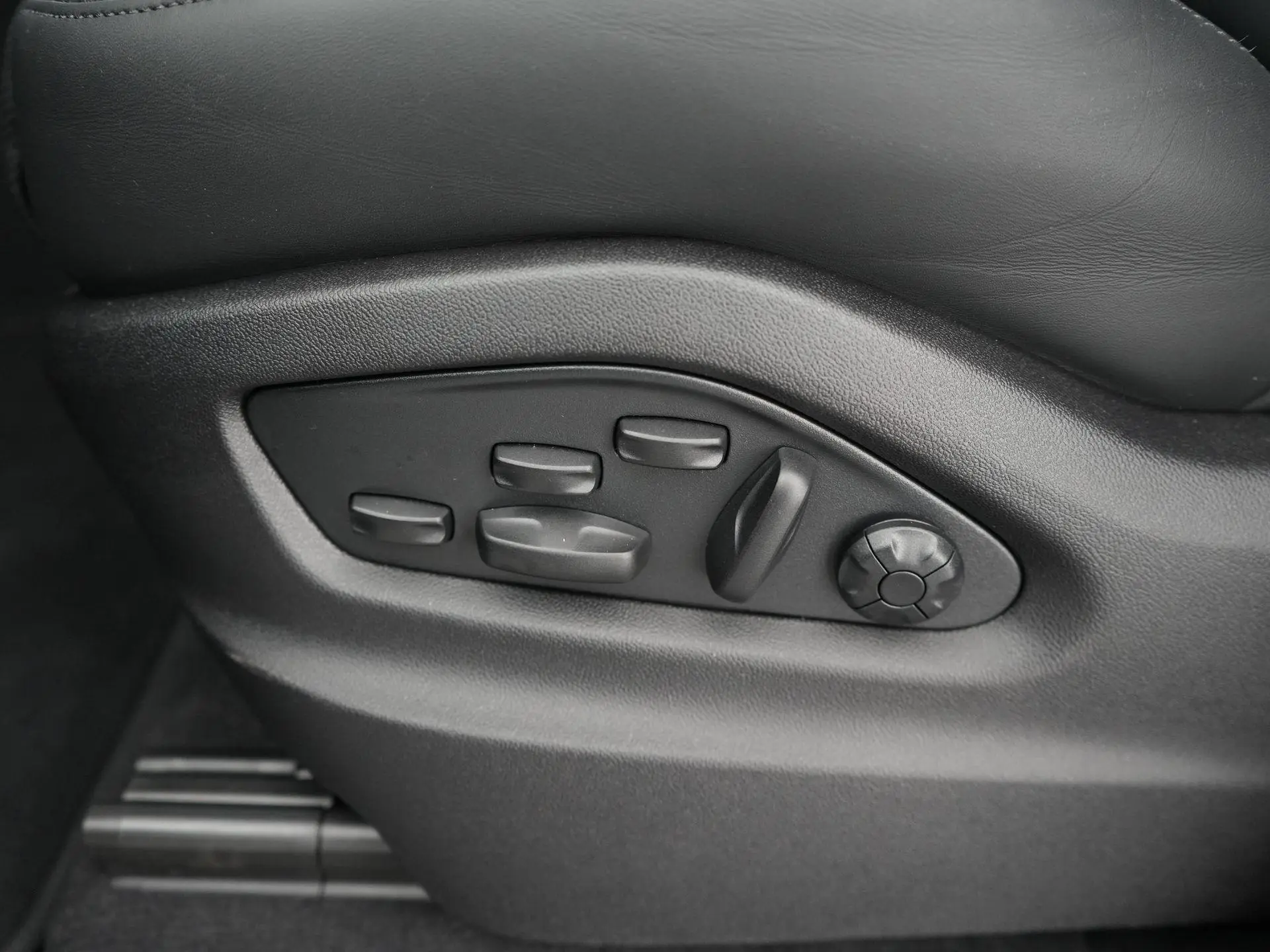 Cayenne Coupé 3.0 E-Hybrid Black Edition