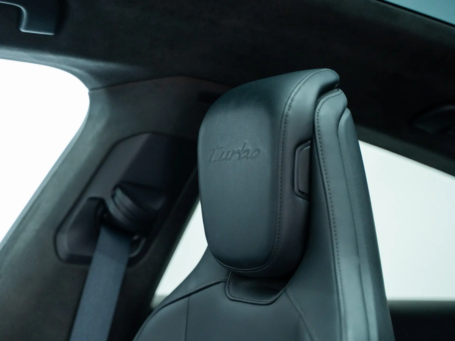 Taycan Turbo