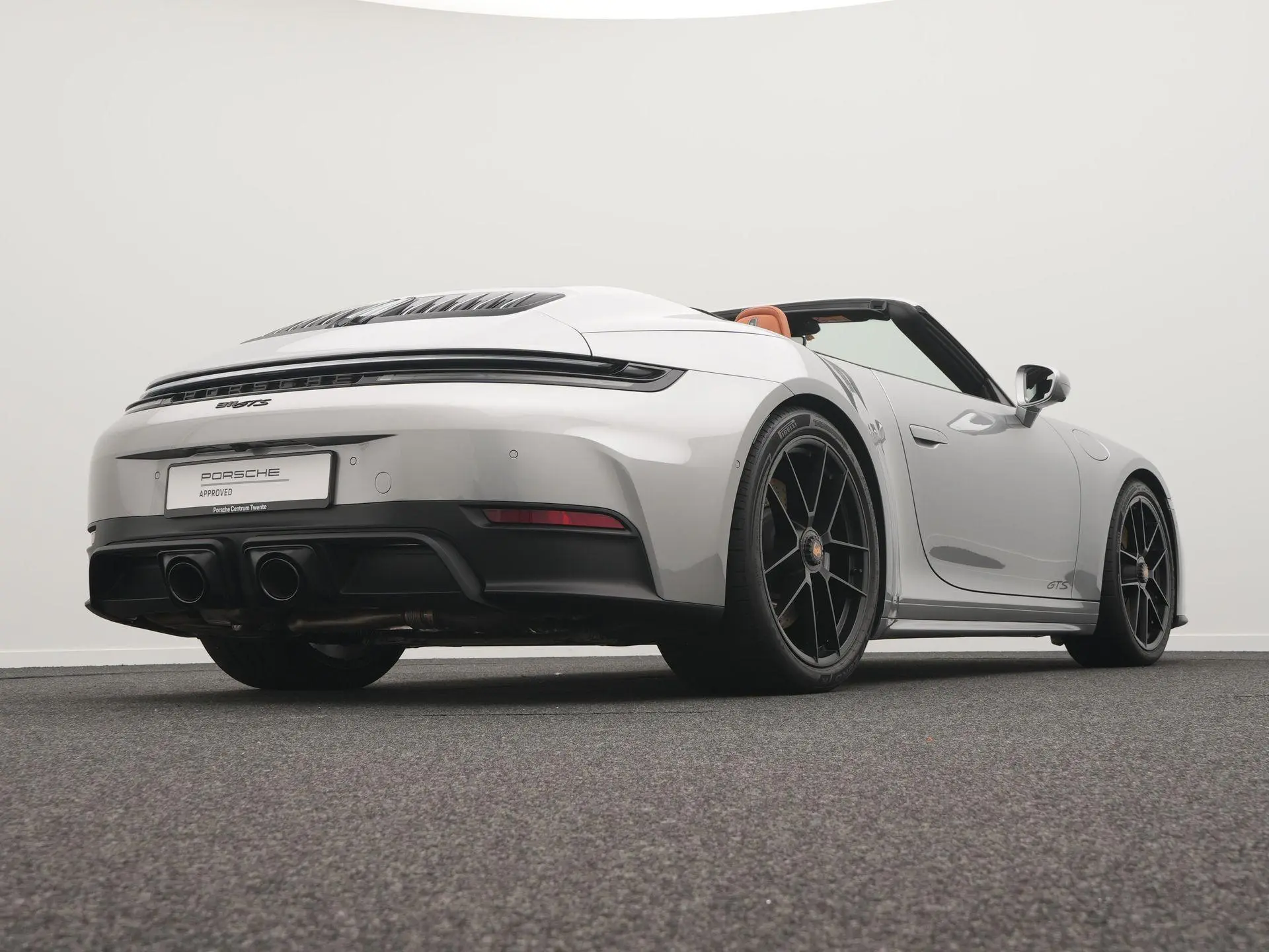 911 Carrera 4 GTS Cabriolet