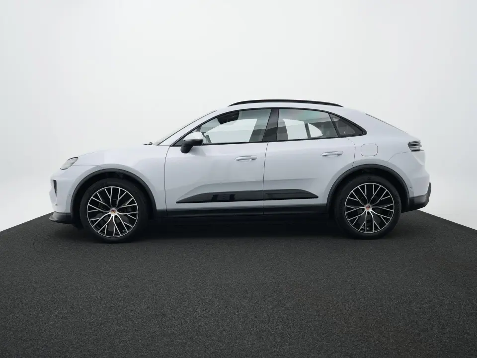 Macan 4