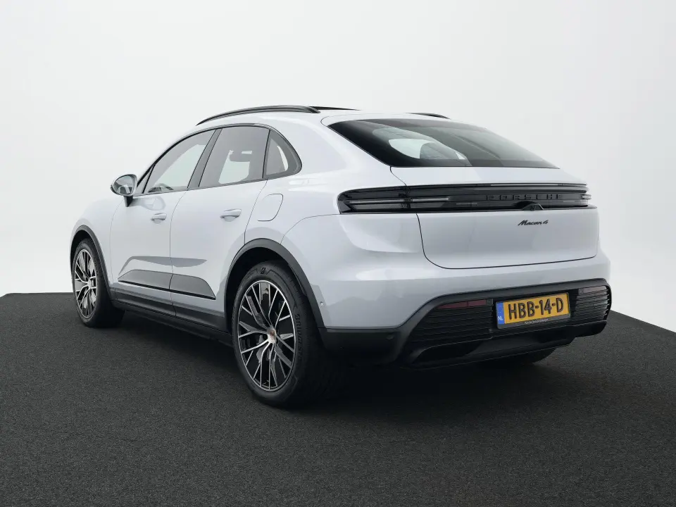 Macan 4