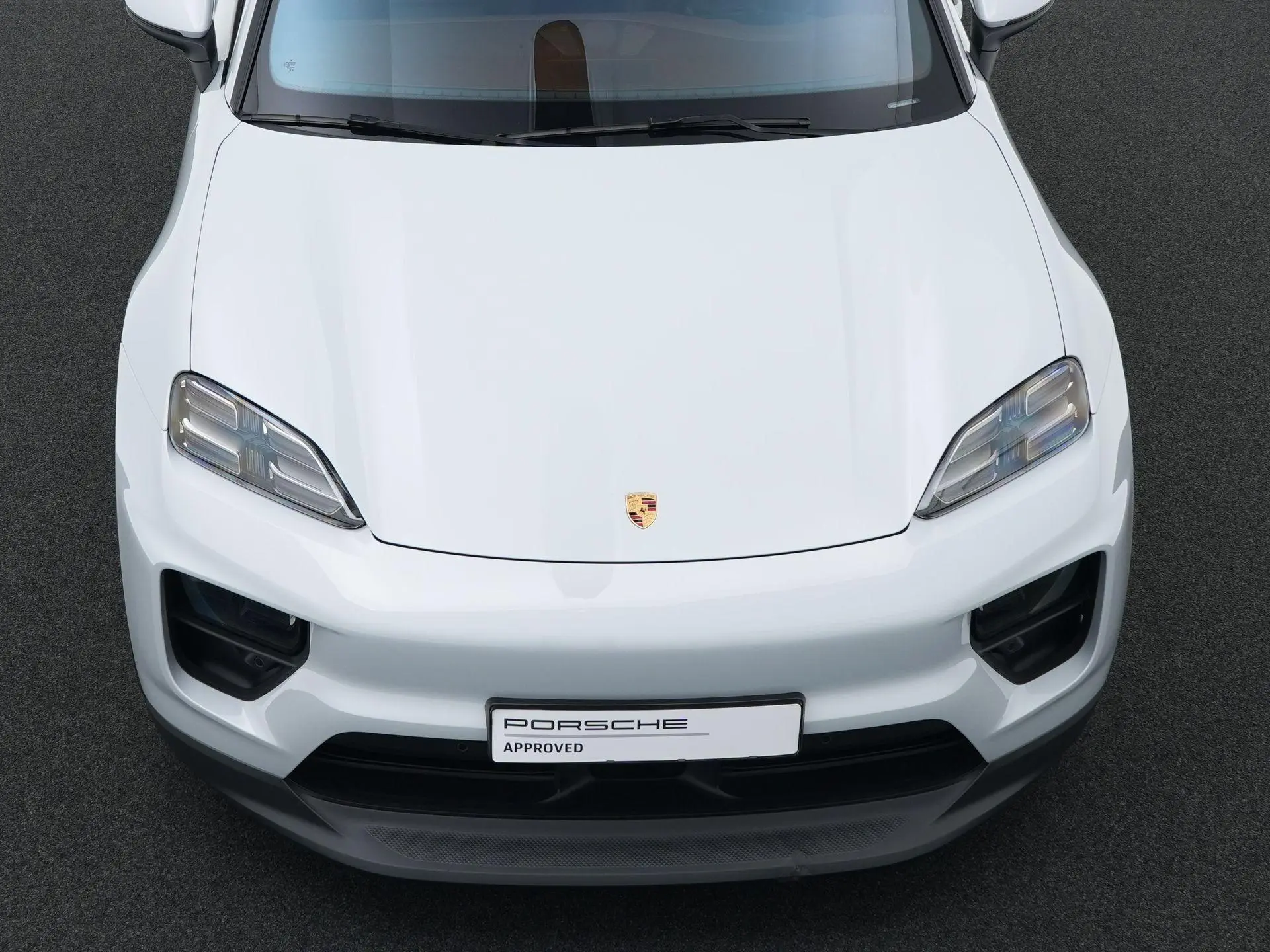 Macan 4