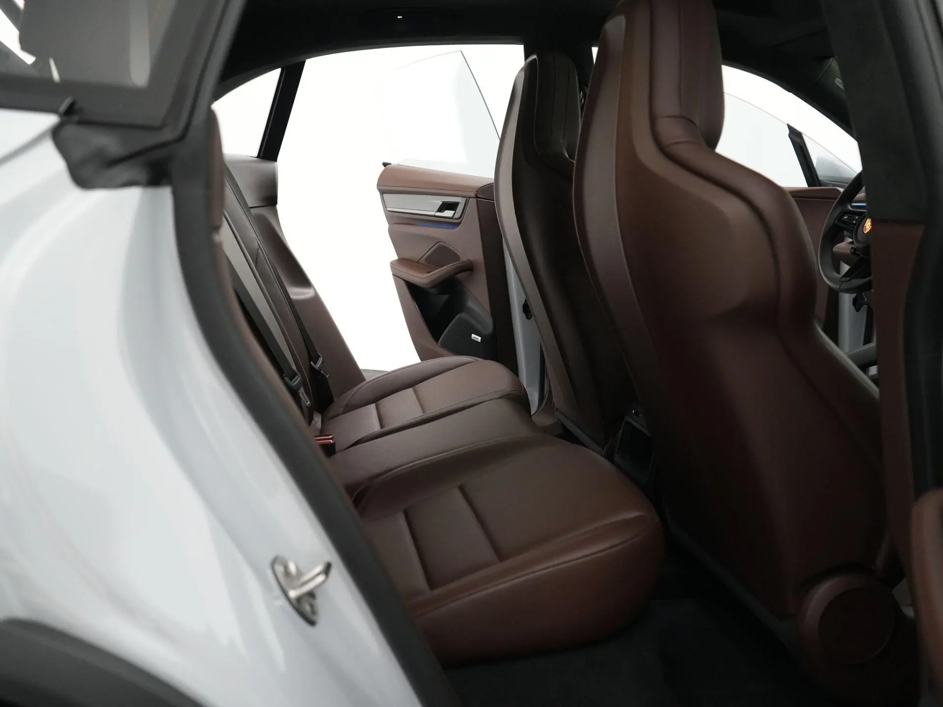 Macan 4