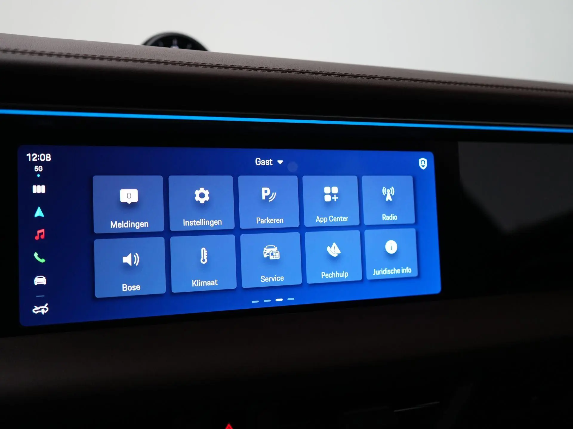 Macan 4