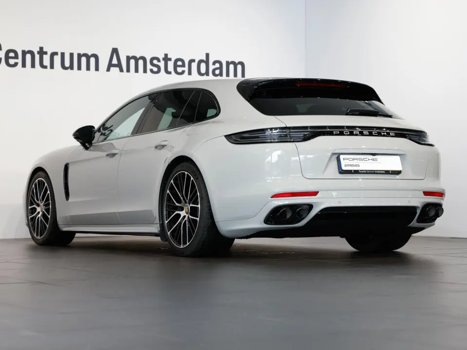 Porsche Panamera Sport Turismo 4 E-Hybrid Platinum Edition