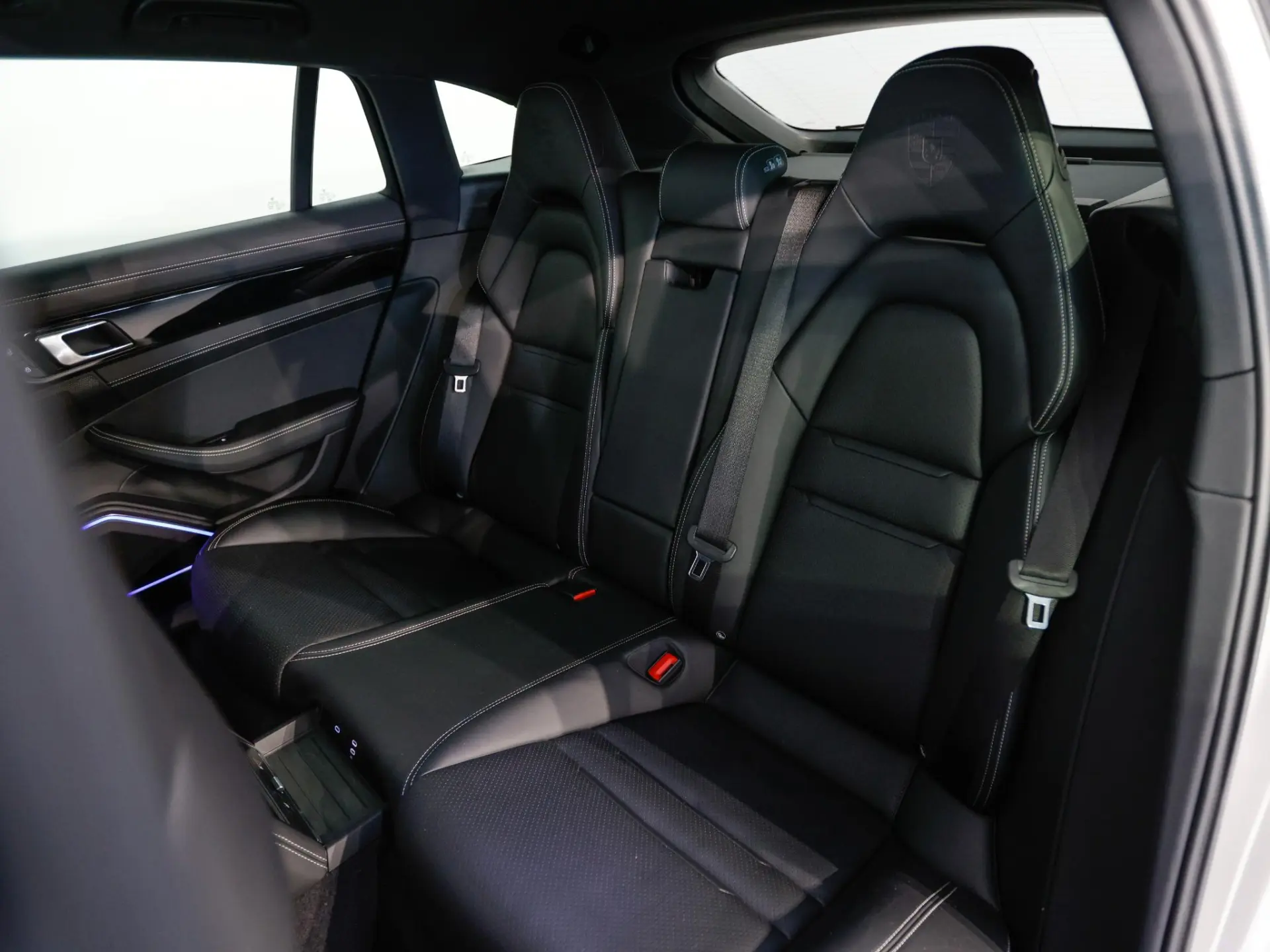 Panamera Sport Turismo 4 E-Hybrid Platinum Edition