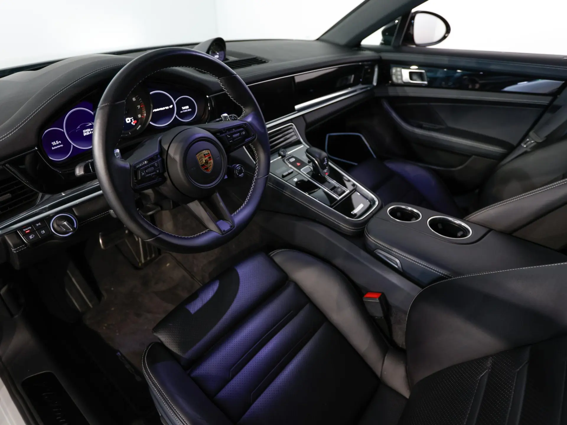 Panamera Sport Turismo 4 E-Hybrid Platinum Edition