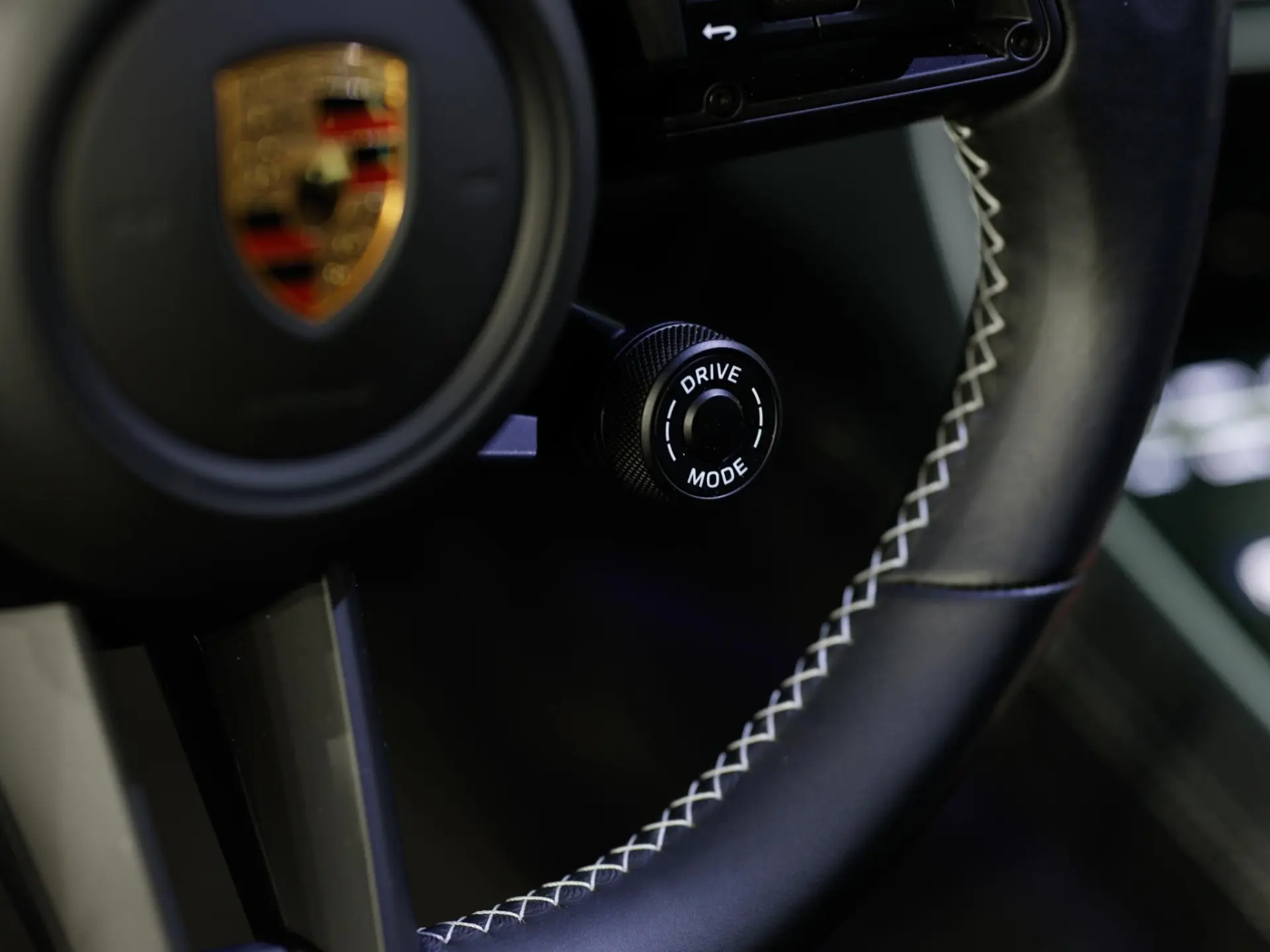 Panamera Sport Turismo 4 E-Hybrid Platinum Edition