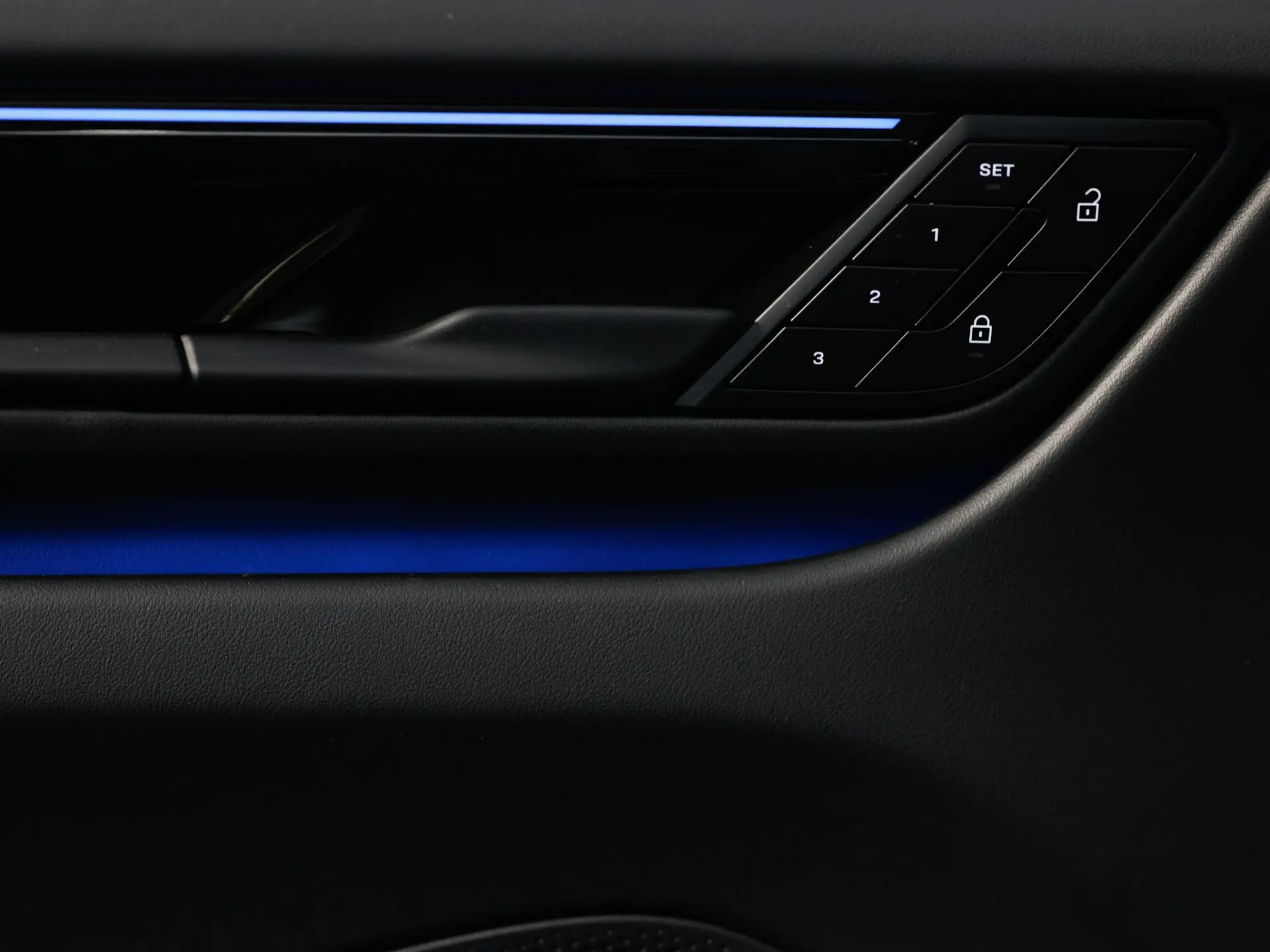 Macan 4
