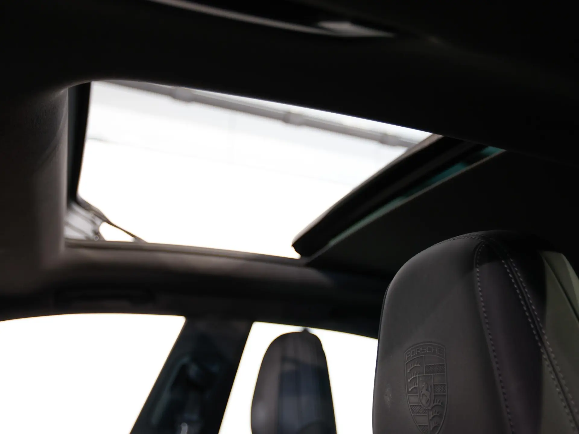 Macan 4