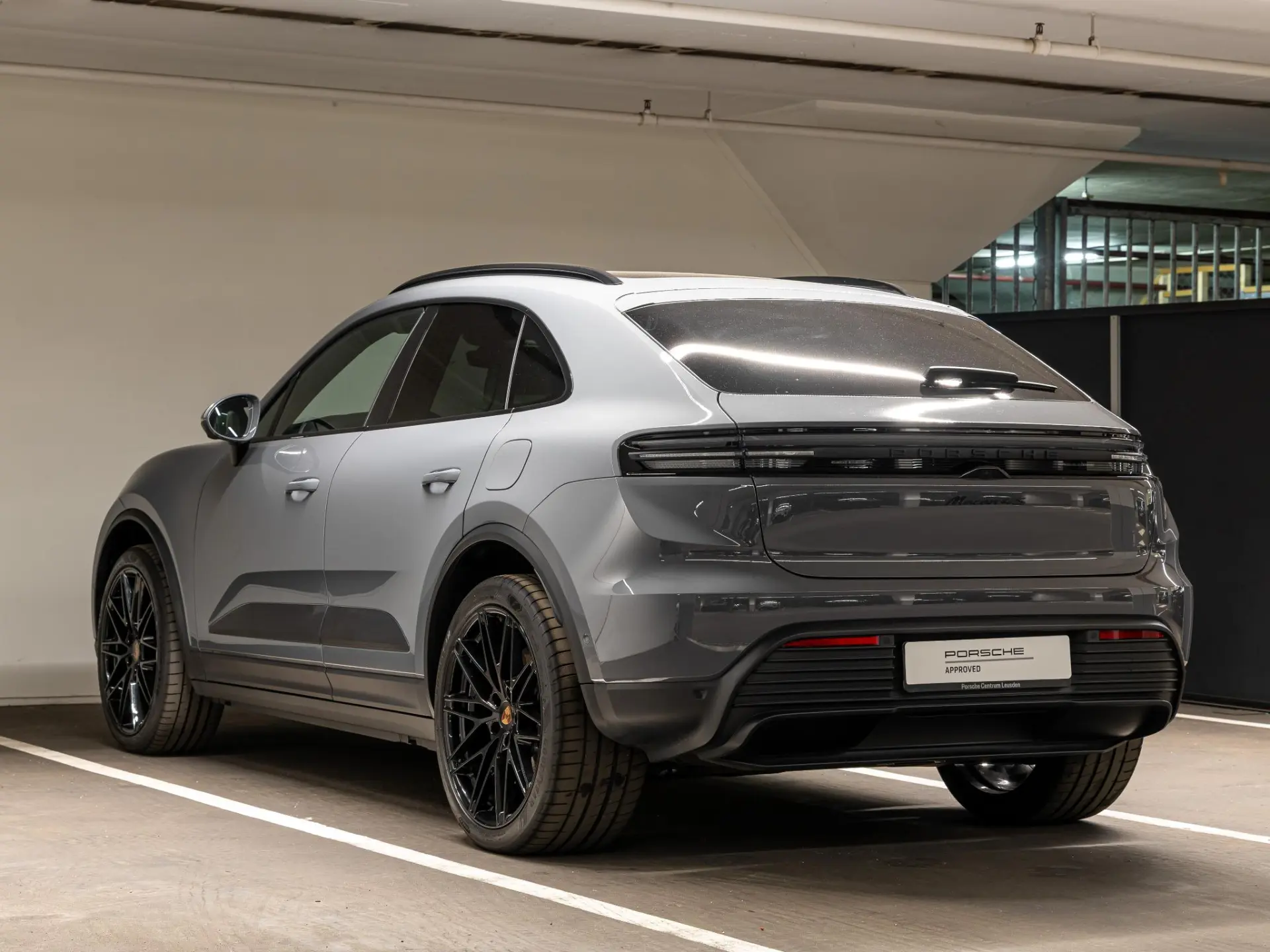 Macan 4 S 100 kWh