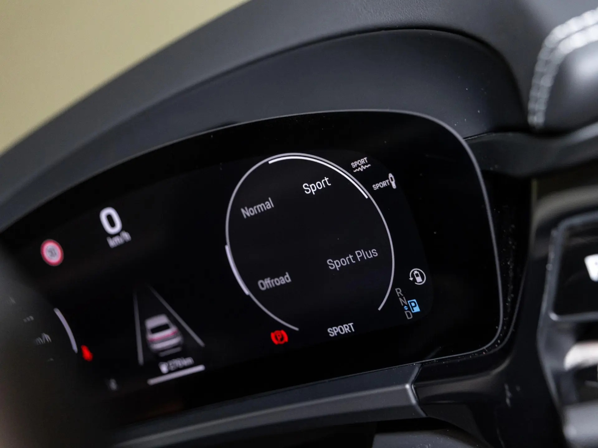 Macan 4 S 100 kWh
