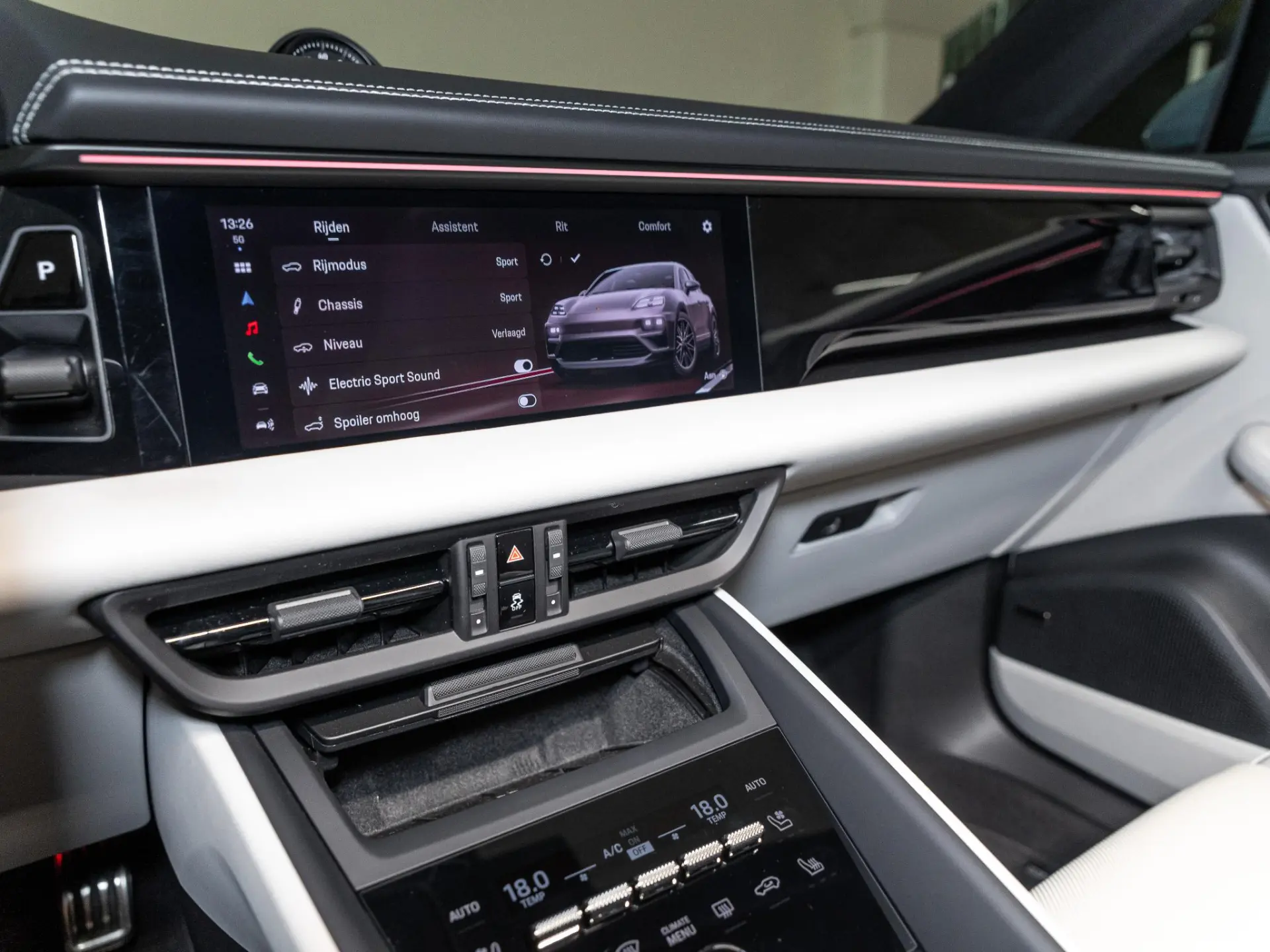 Macan 4 S 100 kWh