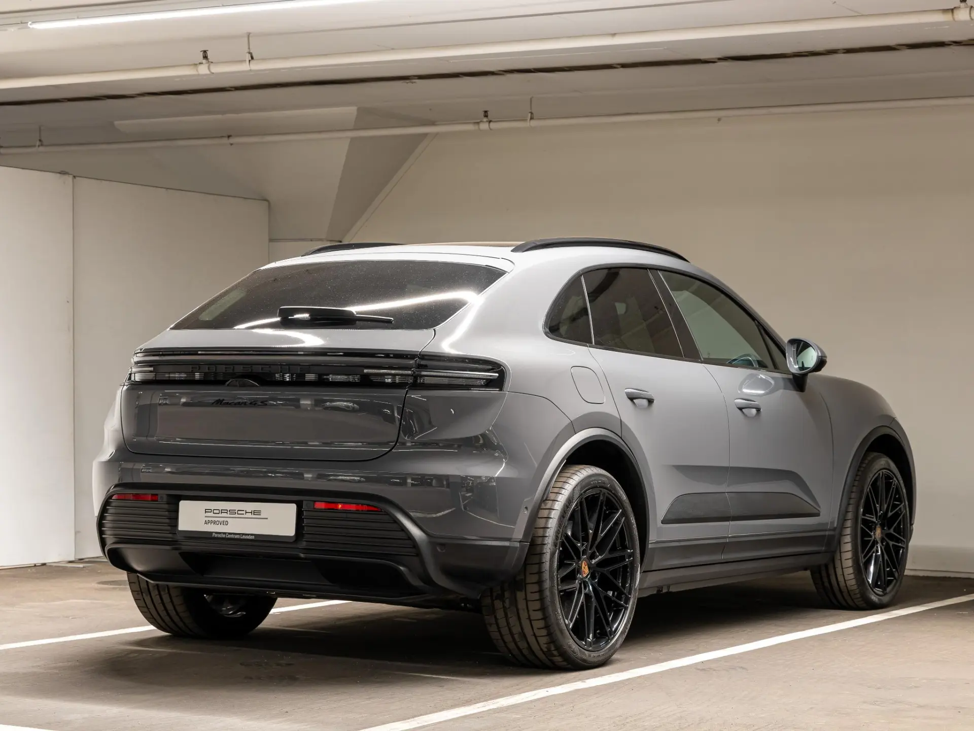 Macan 4 S 100 kWh