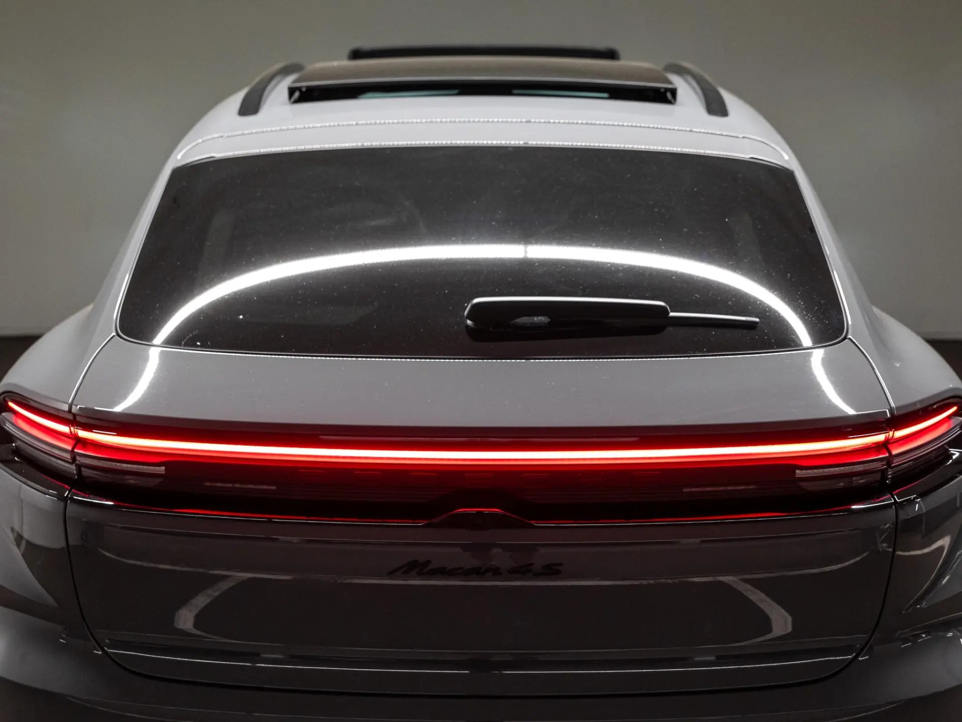 Macan 4 S 100 kWh
